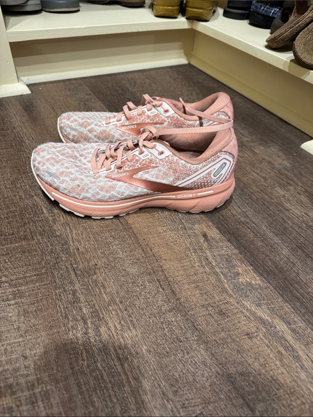 Brooks Women's Ghost Running Shoes - Blush Pink